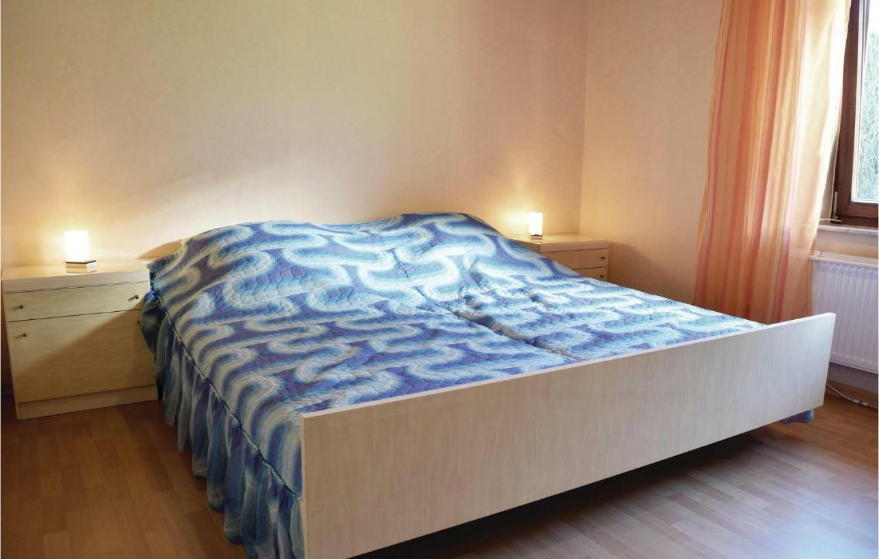 Cozy Home In Sellerich With Kitchen מראה חיצוני תמונה